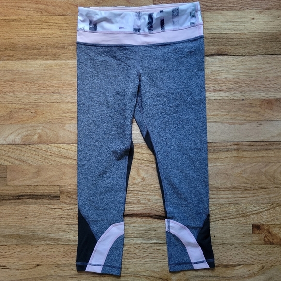 Lululemon Wunder Under Crop Leggings Women’s Sz 4 - Picture 1 of 5